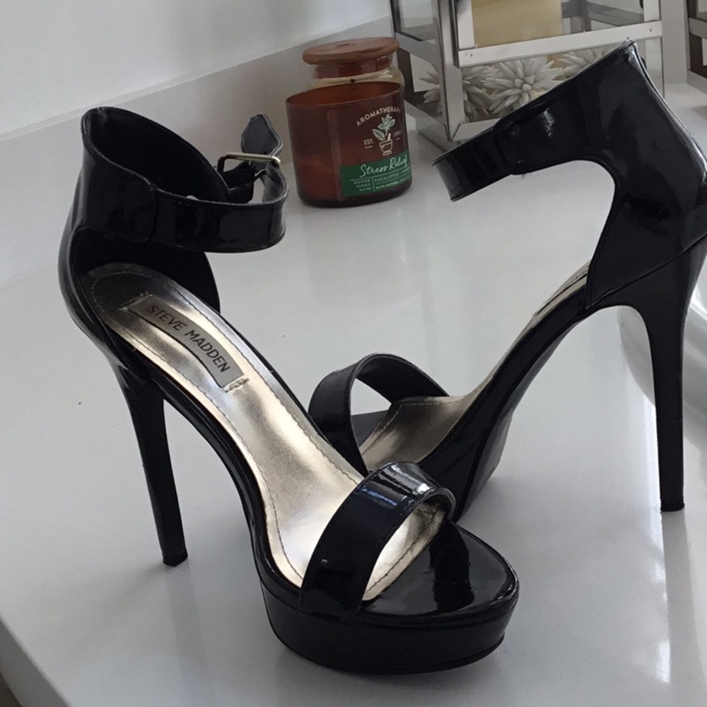 Steven Madden Strappy Black Heels Size 7 - Picture 3 of 4